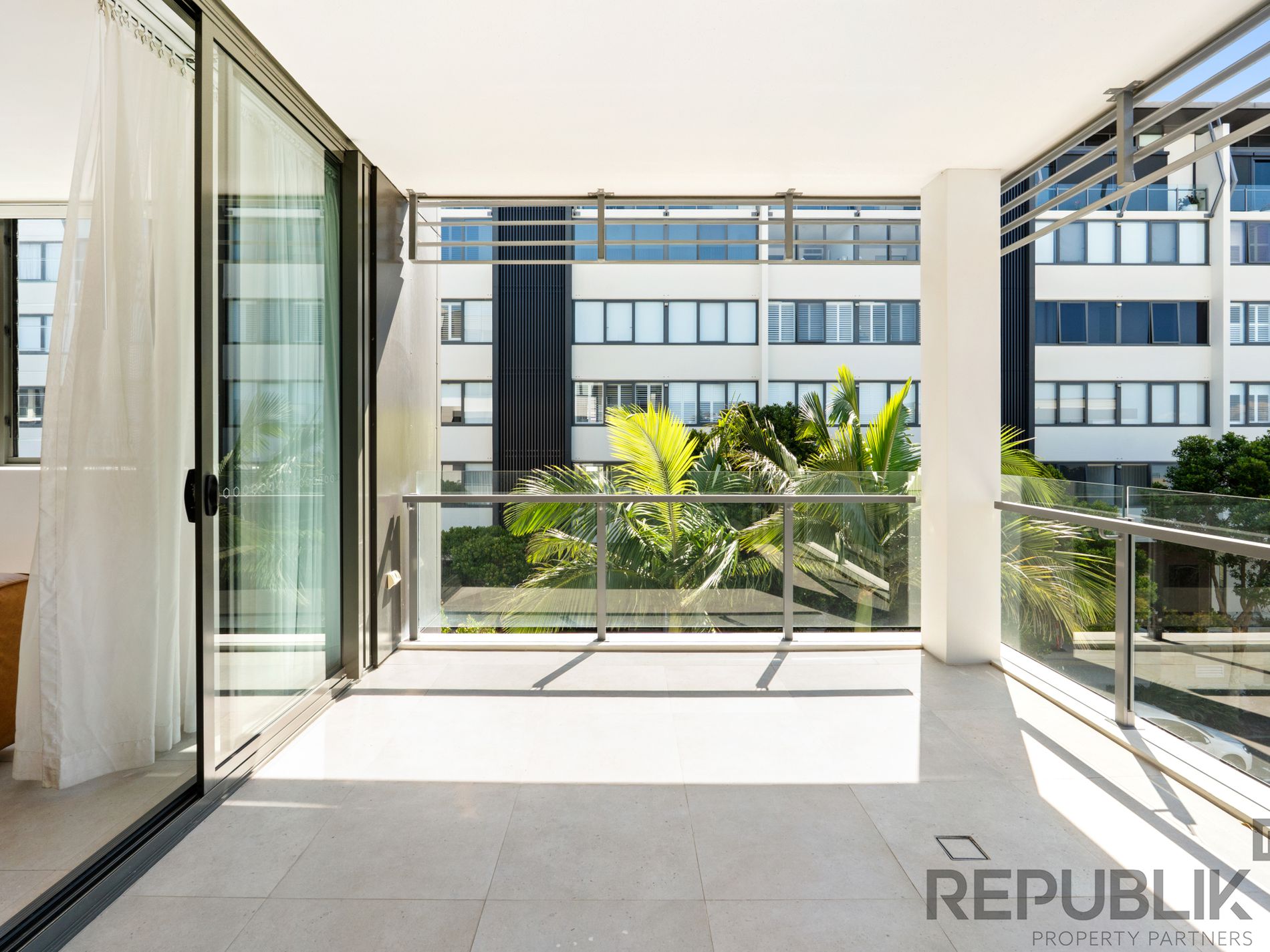 4301 / 2 SUNSET AVENUE, Paradise Point