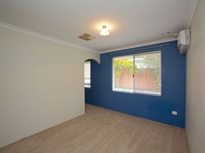 77 Weaponess Road, Scarborough
