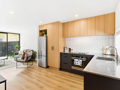 4 Dallas Lane, Caversham