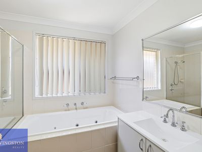 95 Lilydale Drive, Woodcroft