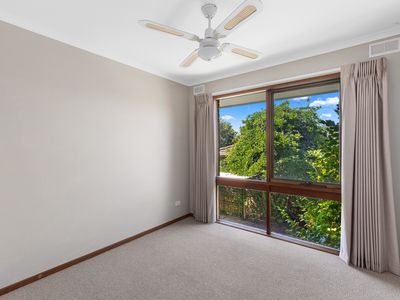 12 HANLEY CRESCENT, Seymour