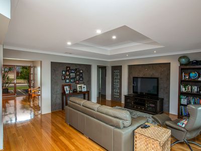 6 Jupiter Drive, Australind