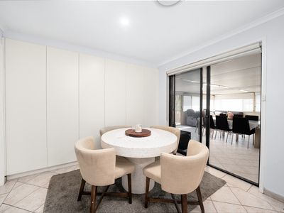 8 Penfold Place, Edensor Park