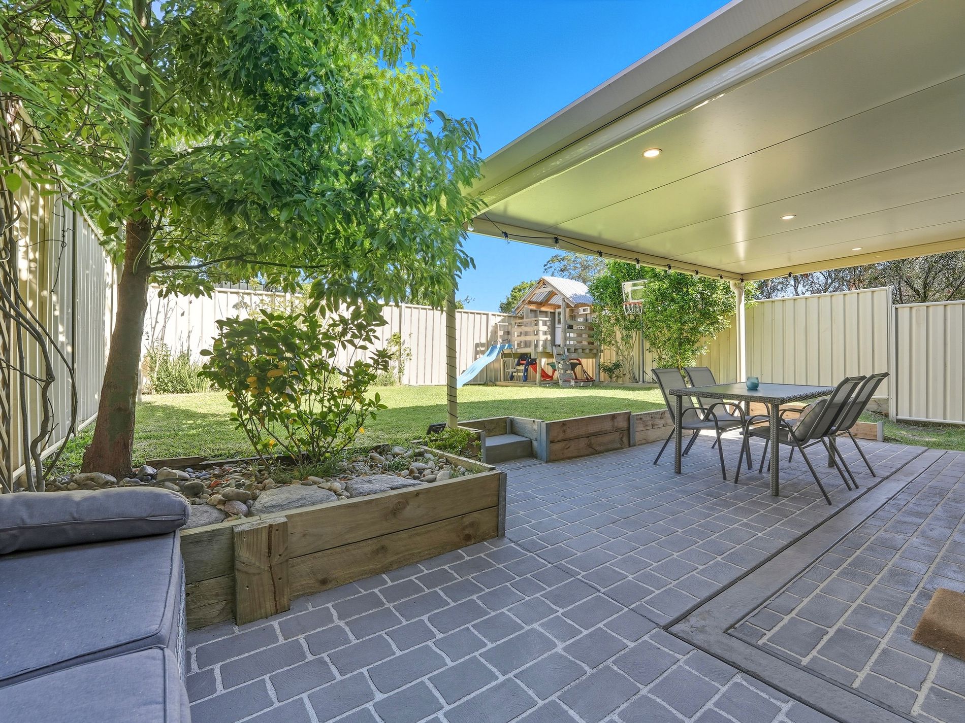 5 / 4 Blackwood Avenue, Casula