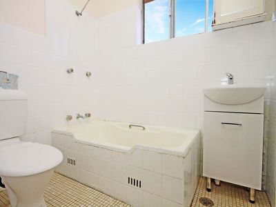 3 / 44 Stoddart Street, Roselands