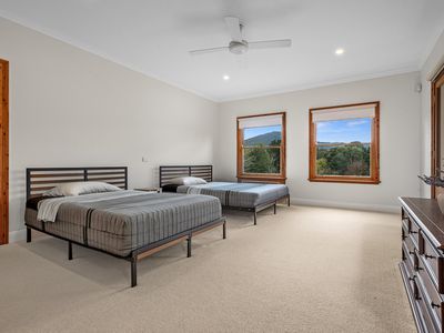 23 Bent Street, Macedon