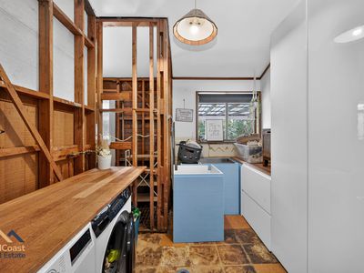 1 Woodlands Drive, Hallidays Point