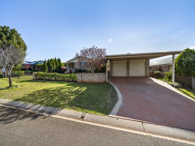 15 Degan Court, Middle Ridge