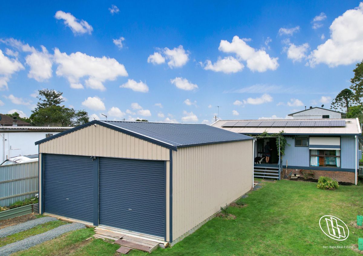 22 Goolara Avenue, Dalmeny