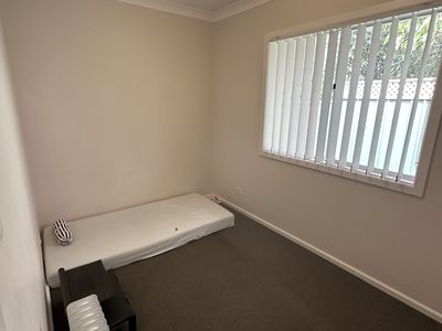 1 / 2A Wilga Street, Parkes
