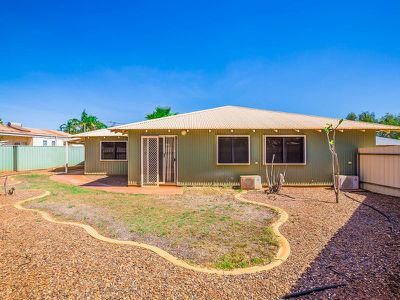 11 / 4 Reynolds Place, South Hedland