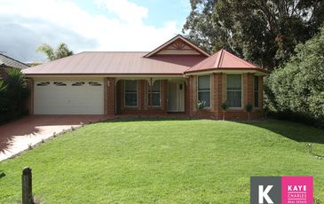 5 Patrick Place, Beaconsfield