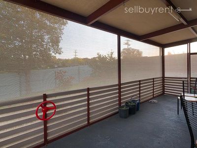 76 TRUDEWIND ROAD, Wodonga