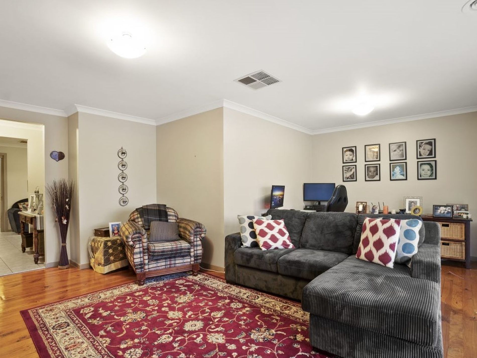 10 Somerset Close, Werribee
