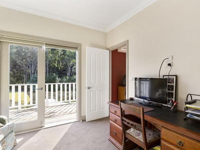 880 Woodbridge Hill Road, Gardners Bay