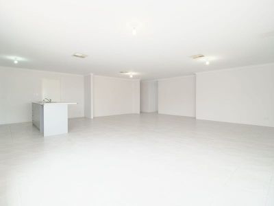 1 Ballaballa Close , Baldivis