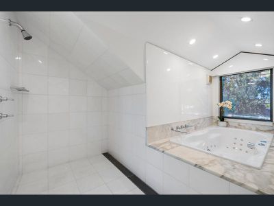 27 West Avenue, Darlinghurst