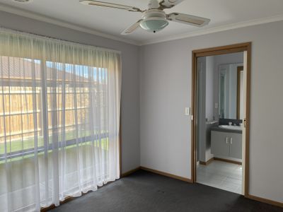 12 Marion Walk, Hoppers Crossing