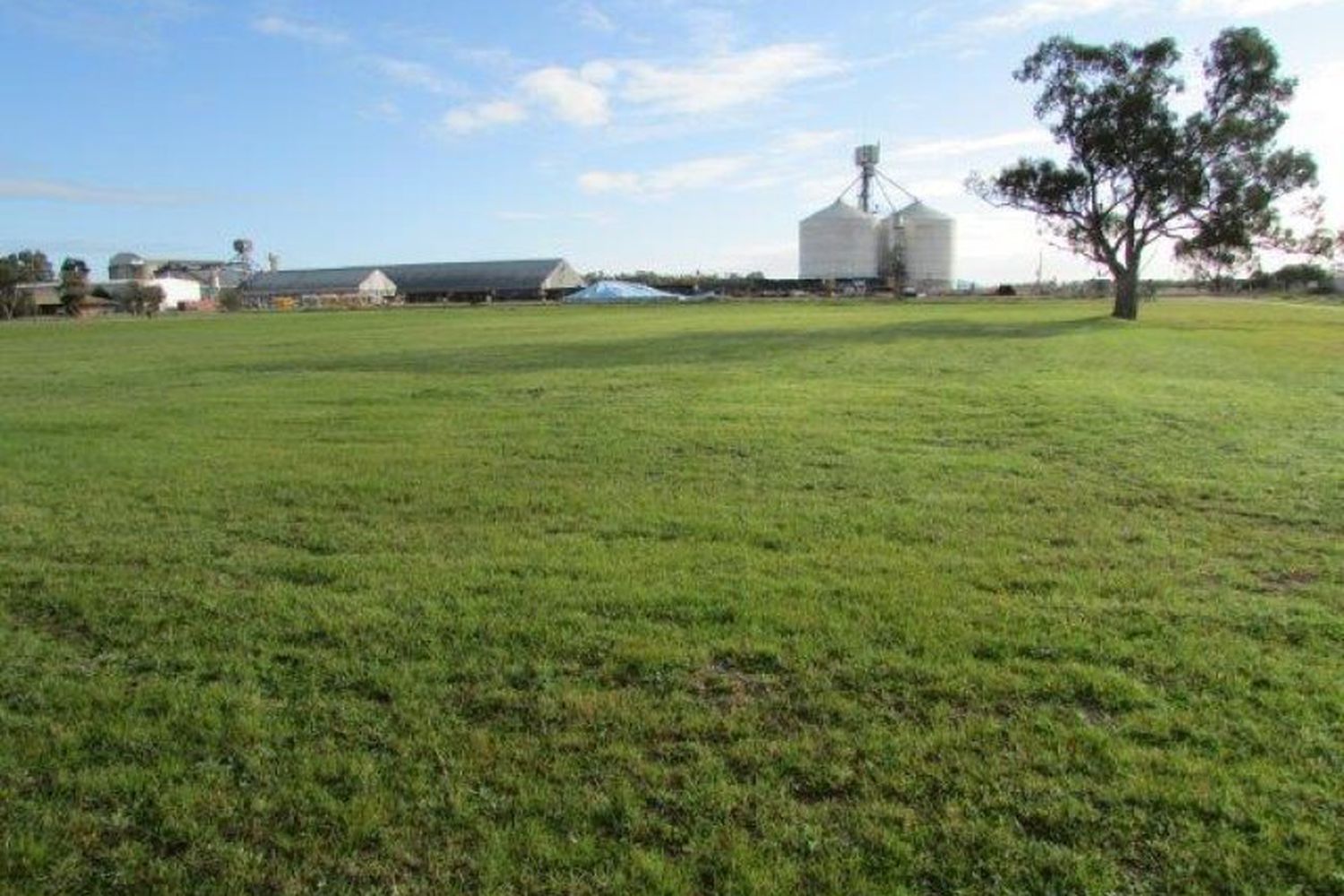 29-32 & 33-36 Ross & Railway Streets, Warracknabeal