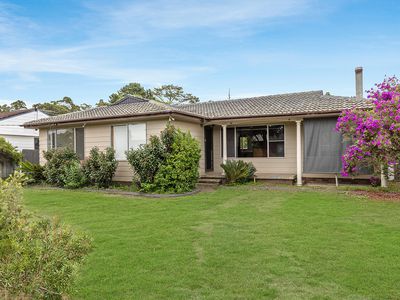 23 Tenth Street, Weston