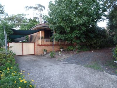 20 Maroubra Crescent, Woodbine