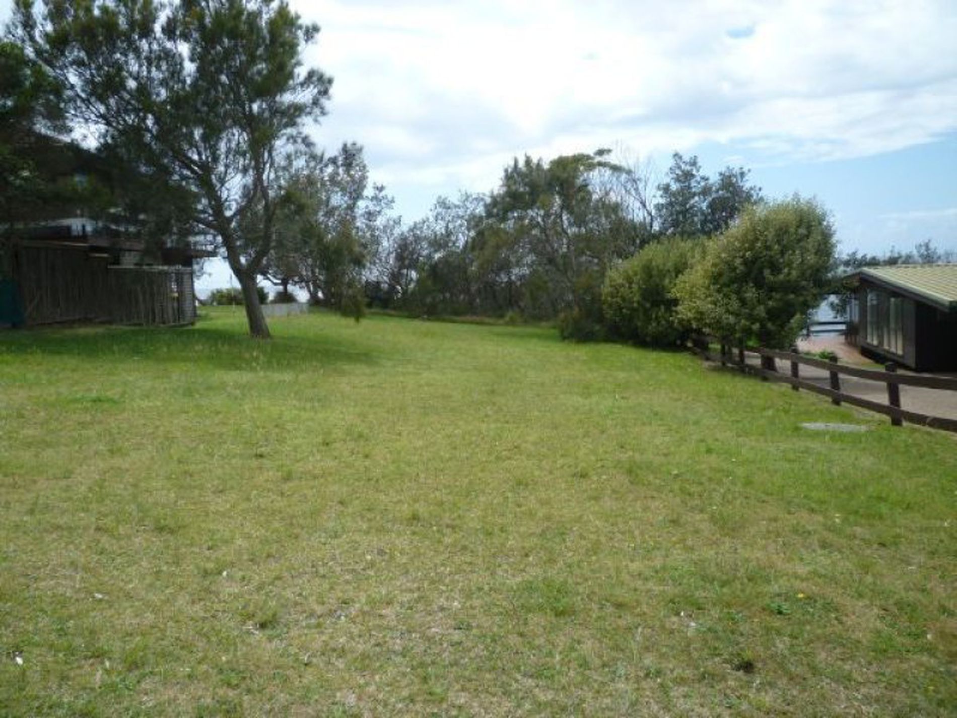 215 Mitchell Parade, Mollymook