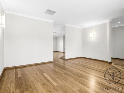 6 Bourne Court, Huntingdale