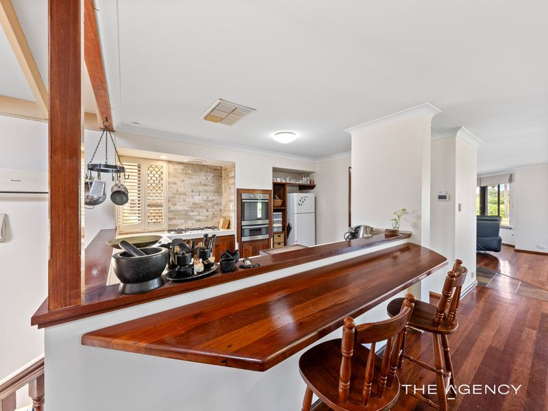 2 Priam Road, Silver Sands