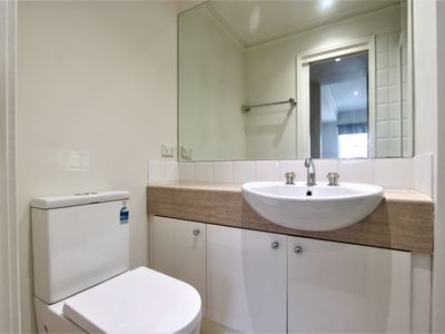 306 / 323 Dandenong Road, Prahran