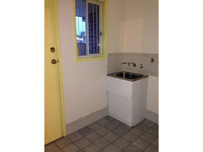 2 / 52 Kruger Avenue, Windang