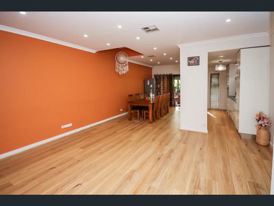 Room 3 / 16 Harvey Circuit, Mawson Lakes