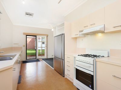 10 Bloom Street, Moonee Ponds