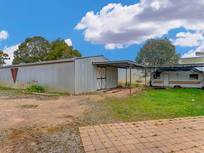 150 Alexander Reef Road, Lockwood