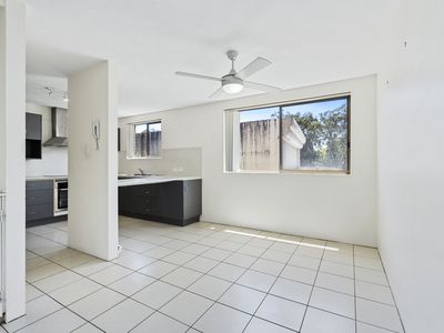 3 / 16 ROSEWOOD AVENUE, Broadbeach