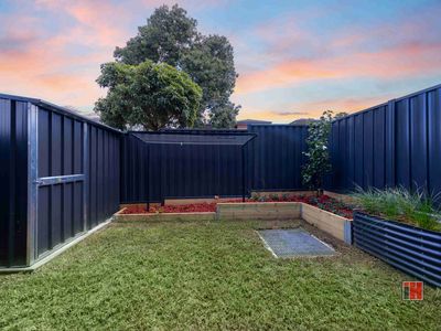 10 Mckenna Street, Avondale Heights