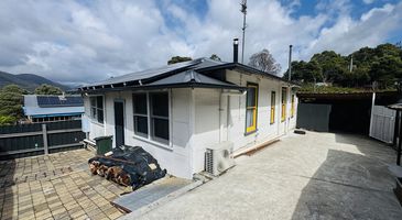 1 Mount Black Road, Rosebery