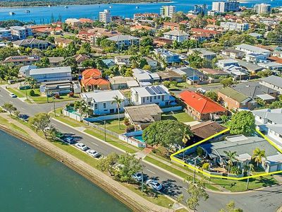 30 Burrows Street, Biggera Waters