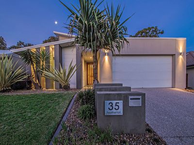 35 Feathertail Pl, Wakerley
