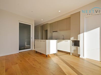 E802 / 11 Charles Street, Wickham