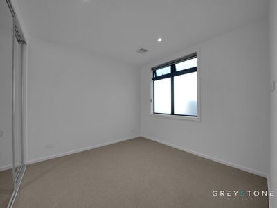 5 Society Circuit, Aintree