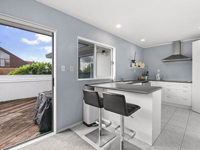 35 Rifleman Rise, Unsworth Heights