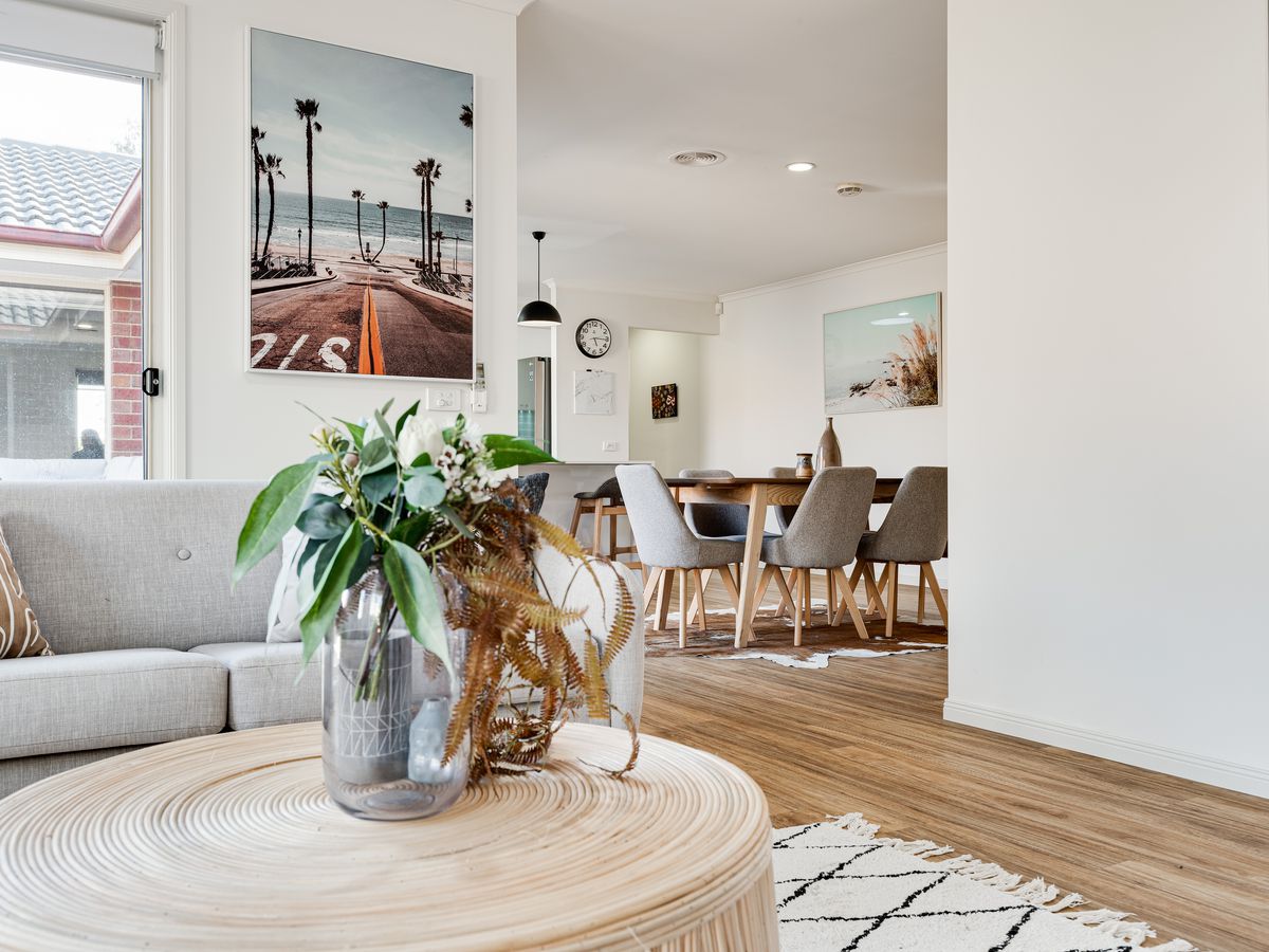 27 Fieldstone Boulevard, Beaconsfield