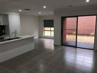 117 Bensonhurst Parade, Point Cook