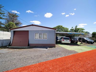 15 Whitley Crescent, Otara