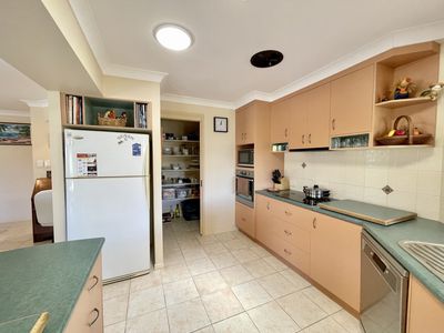 18 Orchid Avenue, Urangan