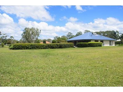 22 Edington Drive, Cooroibah