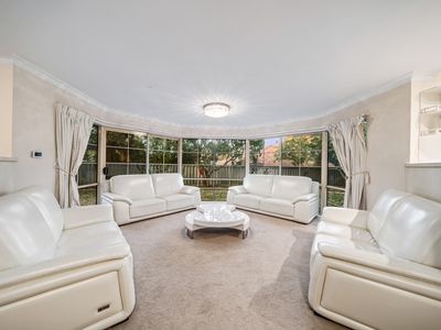 4 Levien Place, Winthrop