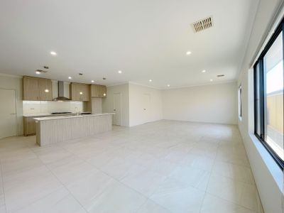 14 McIntosh Street, Hammond Park