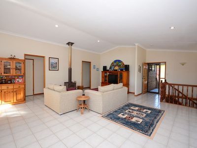 38 KARRASCHS ROAD, Dundowran