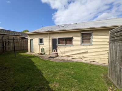 5 Central Avenue, Manifold Heights